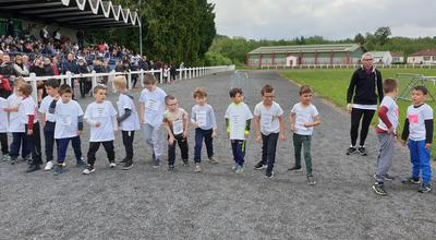 Cross scolaire au stade Berthelot à Givet