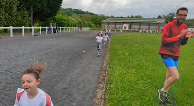 Cross scolaire au stade Berthelot à Givet